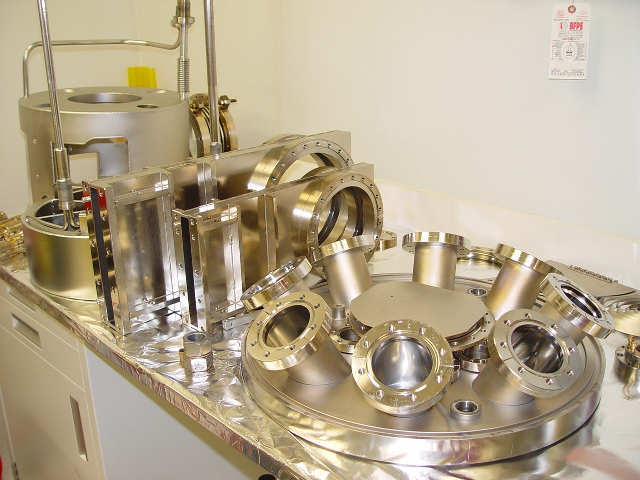 MBE chamber hardware